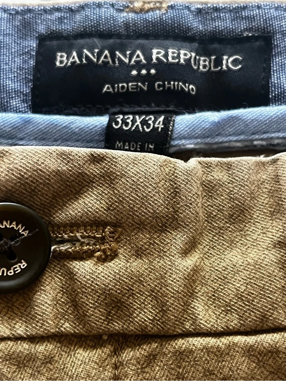 Banana Republic Men's Tan Chino Pants